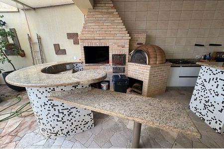 31_photo/94b9bec295.3d76d16f427c11e3-ATLAS-34129e32-0713-4b3d-8d05-b37e990e689e.jpg de casa para alugar com 5 quartos, 362m² em Centro, Ribeirão Preto