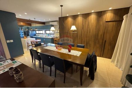 7_photo/94b9bec295.3d76d16f427c11e3-ATLAS-5800598d-e346-40fe-84c4-6f427bd5cc0e.jpg de casa para alugar com 5 quartos, 362m² em Centro, Ribeirão Preto