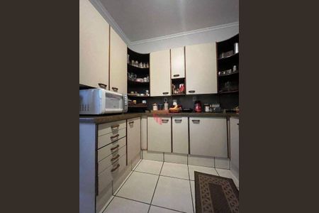 5_photo/94b9bec5f3.4c4feb50abae32ea-ATLAS-a7b14be5-c423-402e-93fc-227c14cbc153.jpg de casa à venda com 4 quartos, 399m² em Alto da Boa Vista, Ribeirão Preto