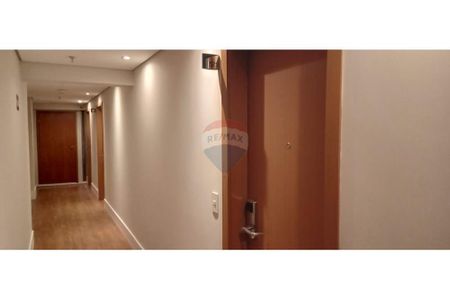 3_photo/94b9bec80d.c004be0b05d3a304-ATLAS-81df7257-d60f-47fe-91cf-81865d6f00a4.jpg de apartamento à venda com 1 quarto, 27m² em Jardim California, Ribeirão Preto