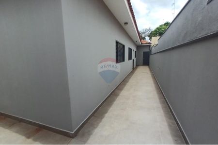 2_photo/94b9bec903.80a7f3f1b00bd23a-ATLAS-7d150cf4-06cf-4a4a-8db3-d370a5bee6ed.jpg de casa à venda com 4 quartos, 178m² em Jardim California, Ribeirão Preto