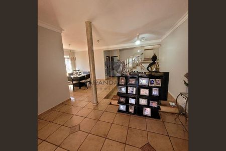 12_photo/94b9bec9a3.0f2e5aa1af4b19ab-ATLAS-81451149-2acd-4175-a8ec-e262738ccbb9.jpg de casa para alugar com 4 quartos, 201m² em Subsetor Sul - 5 (S-5), Ribeirão Preto