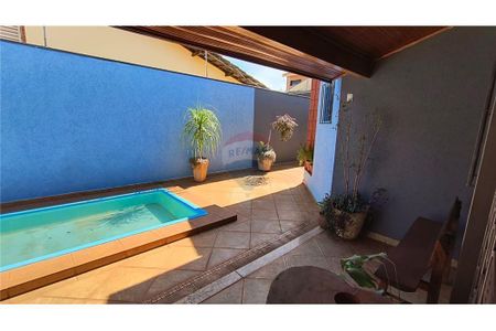 5_photo/94b9becbf9.bae9bb342cbbd25b-ATLAS-63ef1480-ad33-4017-ba7f-0b91956d37e9.jpg de casa à venda com 5 quartos, 179m² em Jardim California, Ribeirão Preto