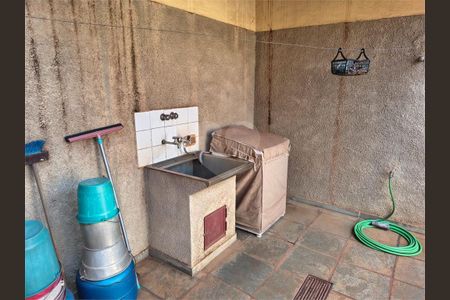 6_photo/94b9bed021.45e7dcc95d8e6c14-ATLAS-0419f838-7280-4b32-81c5-b6fcbef4c8c6.jpg de casa à venda com 4 quartos, 193m² em Jardim Sao Luiz, Ribeirão Preto