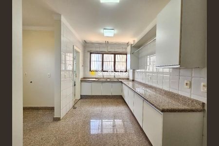 2_photo/94b9bed381.087df66ea228e1a3-ATLAS-b8890873-6184-4ac8-bdae-976a46aa1fde.jpg de apartamento à venda com 4 quartos, 336m² em Jardim Irajá, Ribeirão Preto