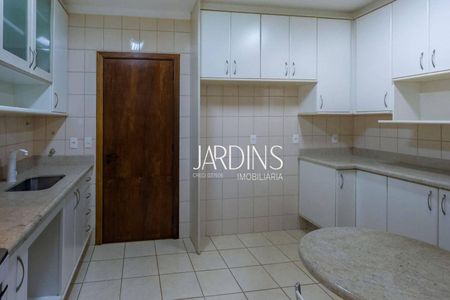 8_photo/94b9bed3f1.07abad7e9574a4a4-ATLAS-4213eee2-d1fc-4dd5-b9d6-c376ace5fd6b.jpg de apartamento à venda com 3 quartos, 127m² em Jardim Irajá, Ribeirão Preto