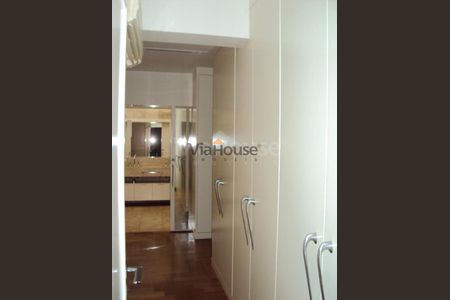 4_photo/94b9bed4a3.f7ff4a6ae4f6fc65-ATLAS-b9e778b4-eef5-4f36-b937-7577ced83a4b.jpg de apartamento à venda com 3 quartos, 385m² em Jardim Irajá, Ribeirão Preto