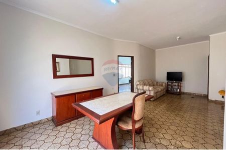 7_photo/94b9bed59f.8d2ef5eddb15fda8-ATLAS-32d410b9-6b98-47a8-b2a6-88a778eafb45.jpg de casa à venda com 3 quartos, 175m² em Subsetor Sul - 3 (S-3), Ribeirão Preto