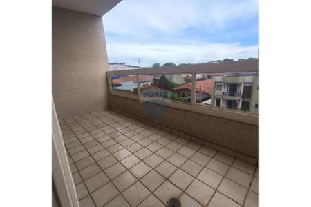 6_photo/94b9bed6a7.9a92fbe0b631876c-ATLAS-1d81e9d5-3492-43e8-bc32-de5d93d46a57.jpg de apartamento à venda com 3 quartos, 113m² em Jardim Irajá, Ribeirão Preto