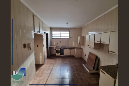 21_photo/94b9bed6c7.c9efe6f2e062a9a0-ATLAS-22d49e36-7106-4d95-9f6e-21bbb0e490d4.jpg de casa à venda com 4 quartos, 248m² em Jardim Irajá, Ribeirão Preto