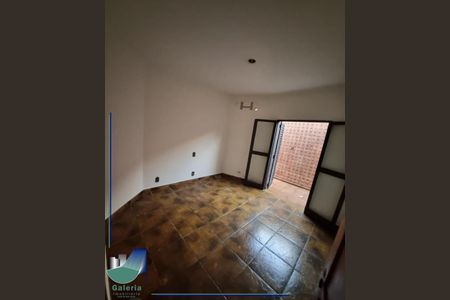 8_photo/94b9bed6c7.c9efe6f2e062a9a0-ATLAS-af29f458-0451-4fd9-bd24-20f95c075e20.jpg de casa à venda com 4 quartos, 248m² em Jardim Irajá, Ribeirão Preto