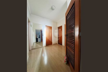 7_photo/94b9bed791.8b238b2f56f58e8d-ATLAS-900f0063-d07f-4323-b71c-0ce97d8e7b16.jpg de casa à venda com 3 quartos, 250m² em Jardim Sao Luiz, Ribeirão Preto