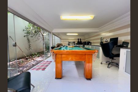 3_photo/94b9bed7c5.80a7f3f1b00bd23a-ATLAS-7b9ebe2f-3c96-48dc-9006-01f0f9d1005b.jpg de casa à venda com 3 quartos, 210m² em Jardim Sao Luiz, Ribeirão Preto