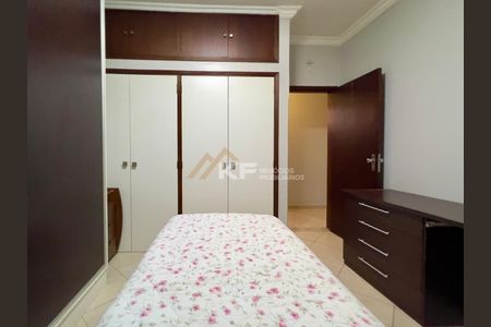5_photo/94b9bed7c5.80a7f3f1b00bd23a-ATLAS-fadb4df2-a045-41f9-aed1-01751e9d27c7.jpg de casa à venda com 3 quartos, 210m² em Jardim Sao Luiz, Ribeirão Preto