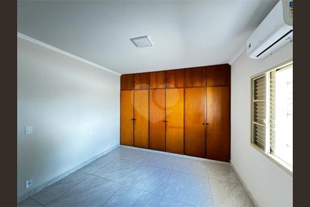 9_photo/94b9bed829.1463d70521bc8e9f-ATLAS-2edc71f8-45ef-4238-aced-1effb003c563.jpg de casa à venda com 3 quartos, 184m² em Jardim Sao Luiz, Ribeirão Preto
