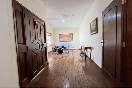 3_photo/94b9bed855.59b9fa3339c8dcb8-ATLAS-0794bcfe-b445-494f-9efa-57ea1c9be85f.jpg de casa à venda com 3 quartos, 175m² em Jardim Sao Luiz, Ribeirão Preto