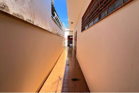 25_photo/94b9bed855.59b9fa3339c8dcb8-ATLAS-16066ac3-7b8f-47ca-b4c8-0ee3d3af86f5.jpg de casa à venda com 3 quartos, 175m² em Jardim Sao Luiz, Ribeirão Preto