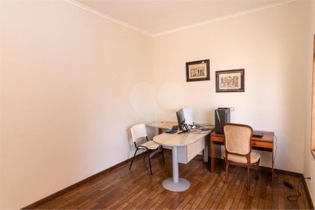 3_photo/94b9bed855.59b9fa3339c8dcb8-ATLAS-29edef59-a76a-44f6-b82c-b0bd4bf9a7bb.jpg de casa à venda com 3 quartos, 175m² em Jardim Sao Luiz, Ribeirão Preto