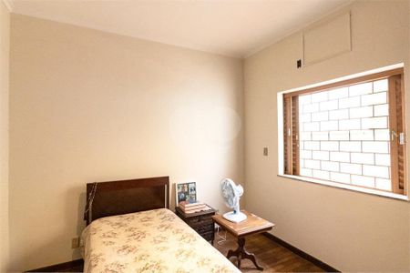 6_photo/94b9bed855.59b9fa3339c8dcb8-ATLAS-2e7502f4-db5e-4f21-b3d5-94e24f496a5c.jpg de casa à venda com 3 quartos, 175m² em Jardim Sao Luiz, Ribeirão Preto