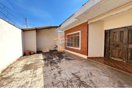 6_photo/94b9bed855.59b9fa3339c8dcb8-ATLAS-6cb66844-e300-4175-ba54-6484de0291a2.jpg de casa à venda com 3 quartos, 175m² em Jardim Sao Luiz, Ribeirão Preto
