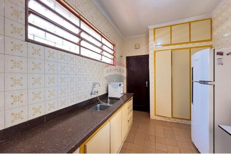 24_photo/94b9bed855.59b9fa3339c8dcb8-ATLAS-d46bdd8c-4889-46ab-baa0-37b8f7c88d45.jpg de casa à venda com 3 quartos, 175m² em Jardim Sao Luiz, Ribeirão Preto