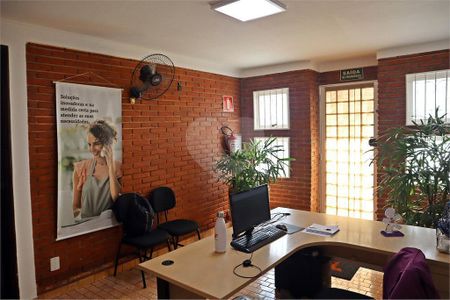 3_photo/94b9bed93d.a5b61410c387fb0a-ATLAS-7fdf045f-c7dd-4ef6-8b1a-fb06431a9f7b.jpg de casa à venda com 3 quartos, 154m² em Jardim Sao Luiz, Ribeirão Preto