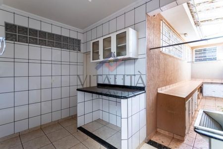 9_photo/94b9bed9df.fd4e69175d3a2864-ATLAS-26abfdb2-23ac-41d2-b45d-d2211f9df5b3.jpg de casa para alugar com 4 quartos, 215m² em Jardim Sao Luiz, Ribeirão Preto