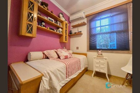3_photo/94b9bed9eb.adbb37f92a381176-ATLAS-60f93a8a-0c56-40ff-b4d1-8b53ee4652db.jpg de casa à venda com 4 quartos, 371m² em Jardim Sao Luiz, Ribeirão Preto