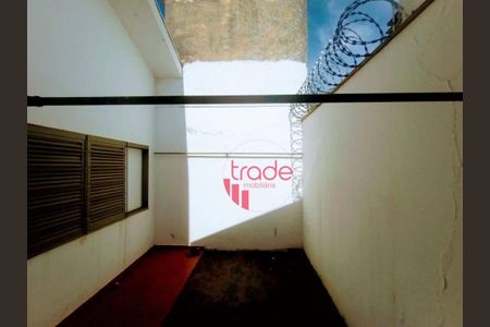 11_photo/94b9bedda5.677e6fc655fc00bc-ATLAS-9e53e99b-ede4-4bd8-8616-3f0fcf3645aa.jpg de casa à venda com 3 quartos, 156m² em Jardim Sumare, Ribeirão Preto