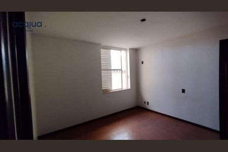 18_photo/94b9bede4d.6f47447a0a4e268d-ATLAS-04f0bfea-3548-4b2f-a3bc-59d49b29178c.jpg de casa à venda com 3 quartos, 277m² em Jardim America, Ribeirão Preto