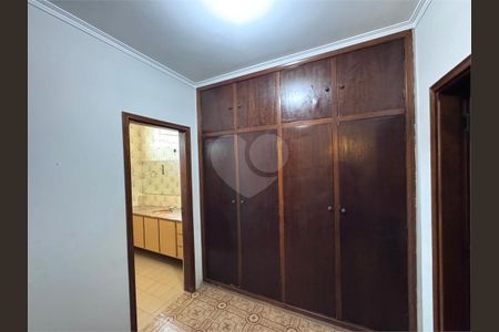 2_photo/94b9bedf53.d4b653a035097e83-ATLAS-17f6bba0-d33b-48be-b2c8-bdbf69af4174.jpg de casa à venda com 4 quartos, 263m² em Jardim America, Ribeirão Preto