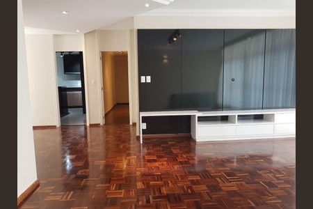 3_photo/94b9bee193.e001185b5c8bb72c-ATLAS-dbbd2015-3907-4f4a-960d-7cd5780b75d9.jpg de apartamento para alugar com 3 quartos, 216m² em Centro, Ribeirão Preto