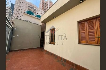 2_photo/94b9bee22b.49d655132eb04021-ATLAS-7e62eb3f-e77f-4c67-8b16-bb8112aeb657.jpg de casa à venda com 2 quartos, 70m² em Centro, Ribeirão Preto