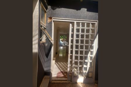 8_photo/94b9bee3cf.34b252c6ba666b63-ATLAS-5d0a8717-1b8e-4229-95d9-fe5fd76a837d.jpg de casa à venda com 4 quartos, 142m² em Centro, Ribeirão Preto