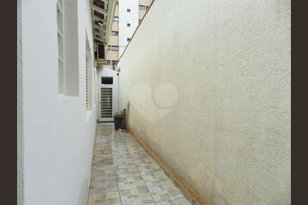 27_photo/94b9bee3d9.806d4eb6cb56ab91-ATLAS-a49a62da-5bd2-4214-be2e-235795bd0d5f.jpg de casa à venda com 3 quartos, 124m² em Centro, Ribeirão Preto