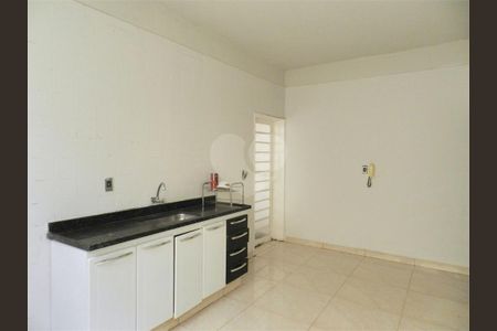 4_photo/94b9bee3d9.b5696f22bdf5eb27-ATLAS-5e5fadad-3123-4a2a-8075-c972f292fbb2.jpg de casa à venda com 3 quartos, 124m² em Centro, Ribeirão Preto