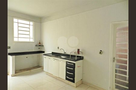 11_photo/94b9bee3d9.b5696f22bdf5eb27-ATLAS-9a43ef3c-4978-4a35-ae17-2ddf79d5e4fb.jpg de casa à venda com 3 quartos, 124m² em Centro, Ribeirão Preto