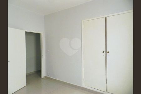 17_photo/94b9bee3d9.b5696f22bdf5eb27-ATLAS-aeec27cd-ba63-4ec5-ad7d-57f90499d191.jpg de casa à venda com 3 quartos, 124m² em Centro, Ribeirão Preto