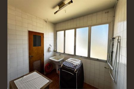 14_photo/94b9bee4a1.a275750a9bfe0216-ATLAS-5e8fb2bf-7c3b-4e35-a19d-9c38b1c29168.jpg de apartamento à venda com 2 quartos, 81m² em Centro, Ribeirão Preto