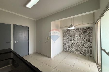 5_photo/94b9bee4bd.e348e20e25b59110-ATLAS-3395b726-a35f-41b4-8b9b-b25df6fd558b.jpg de apartamento à venda com 2 quartos, 80m² em Centro, Ribeirão Preto