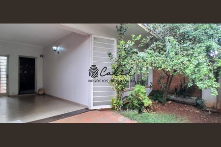 12_photo/94b9bee527.84d273d2e1abbbdc-ATLAS-612bdba9-e139-409b-923f-cf48ddde3a12.jpg de casa à venda com 3 quartos, 201m² em Centro, Ribeirão Preto