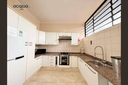 13_photo/94b9bee645.1b9c903f4ef09b06-ATLAS-39f2c7f4-4868-4bd6-9f71-e1a32c9a12f1.jpg de casa à venda com 4 quartos, 278m² em Jardim Sumare, Ribeirão Preto