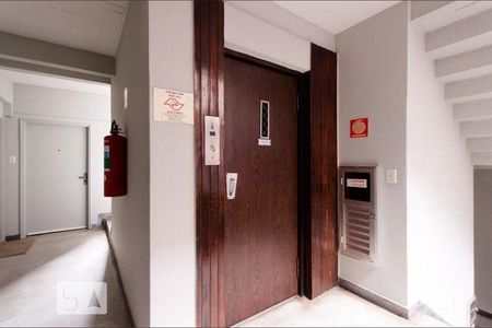 23_photo/94b9bee6e9.6da40262002e0ba3-ATLAS-8a795af3-d9b5-49e8-85e6-49f2bd3a8f85.jpg de apartamento à venda com 1 quarto, 58m² em Centro, Ribeirão Preto