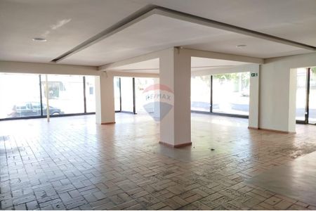 3_photo/94b9bee7c7.75ff33900c050a84-ATLAS-0f8c5f92-0e3e-421c-a69a-8c32ea3e0b4d.jpg de casa à venda com 1 quarto, 348m² em Centro, Ribeirão Preto