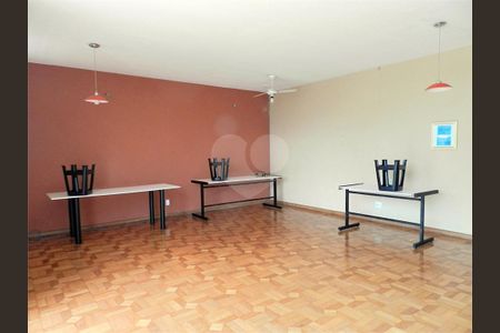 29_photo/94b9bee7cb.6fdee8406a8d1ba2-ATLAS-edacddb8-00ee-4772-a31e-d24b17fdd942.jpg de casa à venda com 3 quartos, 217m² em Jardim Sumare, Ribeirão Preto