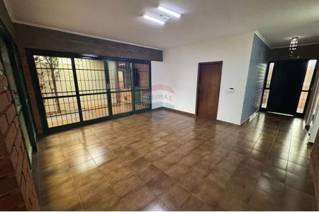 4_photo/94b9bee8d1.48faac5d4b90a348-ATLAS-9090a9a4-024b-4b79-bb3d-b148898622c8.jpg de casa para alugar com 4 quartos, 500m² em Jardim Sumare, Ribeirão Preto