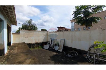 9_photo/94b9bee9ab.f621f7ce6007bef0-ATLAS-aa66d069-39a8-48c3-a324-a589c1baf18e.jpg de casa à venda com 15 quartos, 308m² em Jardim Sumare, Ribeirão Preto