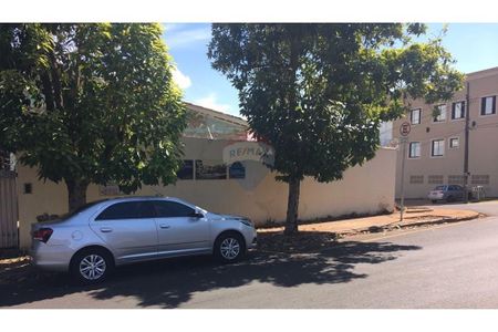 3_photo/94b9bee9ab.f621f7ce6007bef0-ATLAS-e361a3ac-abf1-4387-8672-a1729416ca57.jpg de casa à venda com 15 quartos, 308m² em Jardim Sumare, Ribeirão Preto