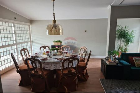 16_photo/94b9beee61.833a42e394c467a8-ATLAS-17fd07ff-7ec8-4306-9e66-8e683f66ce60.jpg de casa para alugar com 3 quartos, 131m² em Jardim Sumare, Ribeirão Preto