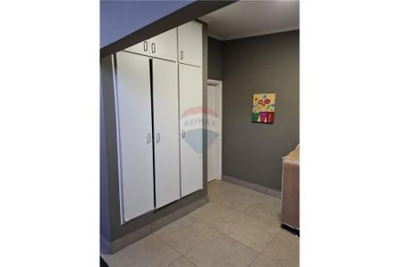 39_photo/94b9beee61.833a42e394c467a8-ATLAS-3b873746-aefc-4d97-8035-9e7c0abf9ec0.jpg de casa para alugar com 3 quartos, 131m² em Jardim Sumare, Ribeirão Preto